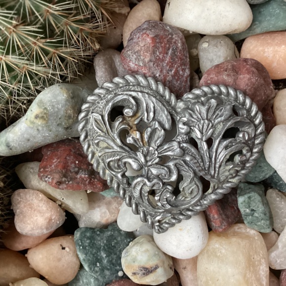 Disney Christmas 2025 Lil Rin Rin Plush Badge Red New